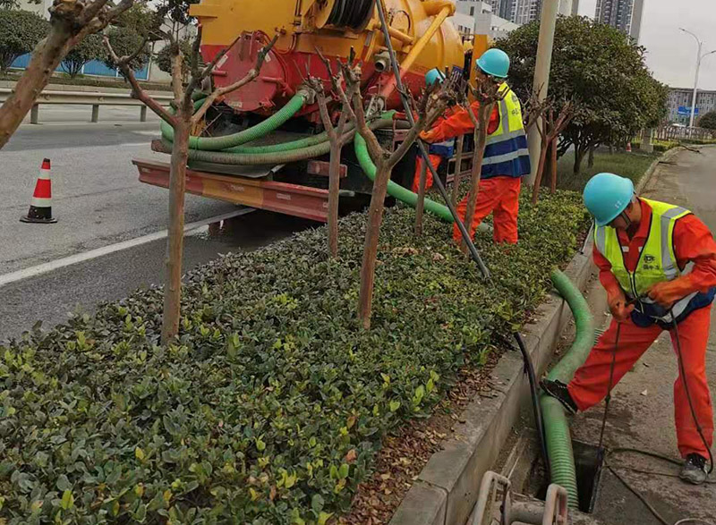 木鱼镇市政管道清淤
